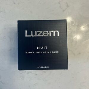 NWT never opened NUIT HYDRA ENZYME MASQUE - FULL SIZE